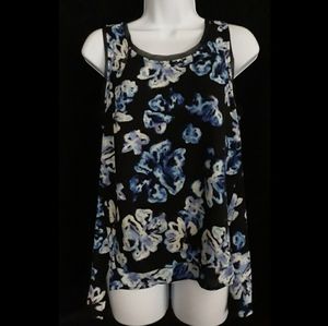 Simply vera wang flower  top